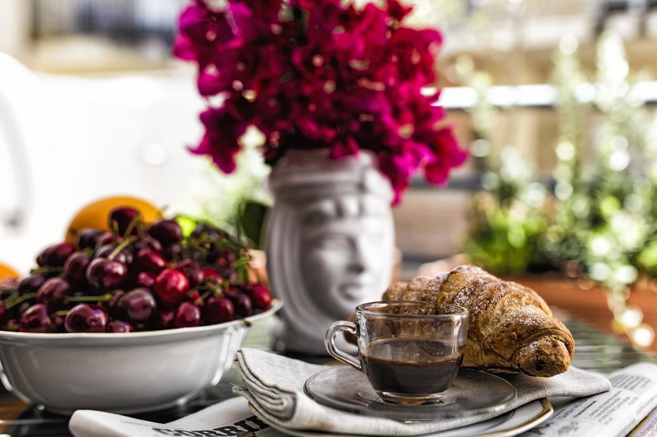 Manzoni 46 - Ospitalità siciliana Acomodação com café da manhã Milazzo Exterior foto